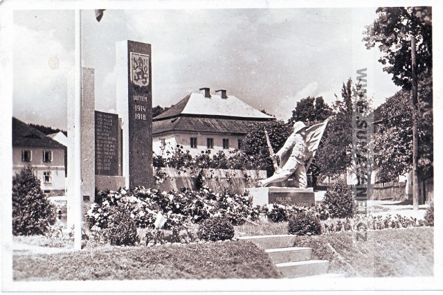 Památník padlých v Chudenicích, 2. pol. 30. let 20. století, vydáno nákladem  výboru pro postavení pomníku padlým vojínům
