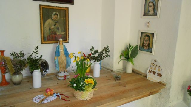 V kapličce sv. Jana jsou již jaro a Velikonoce
